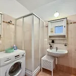 Residenza - Mimosa Διαμέρισμα Μενάτζιο